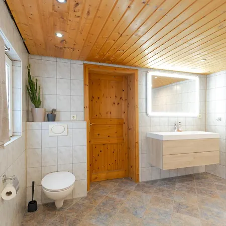 Apartment Helles Gaestehaus In St. Johann